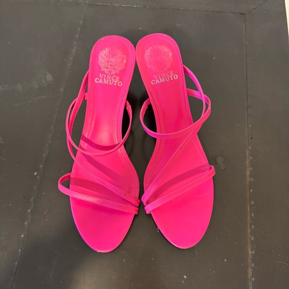 Vince Camuto Pink Kitten Heel Sz 9 - Picture 3 of 9